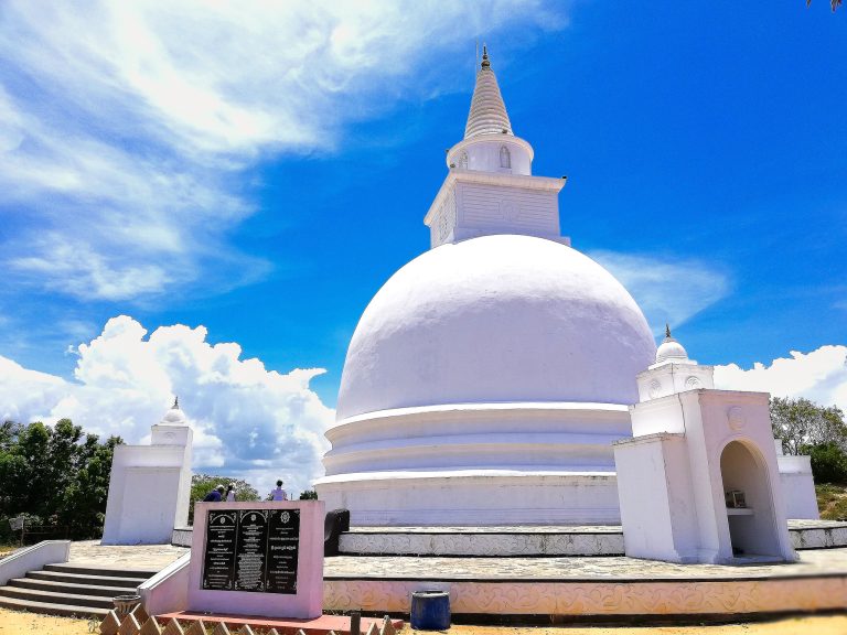 Discovering the Eastern Gems of Sri Lanka